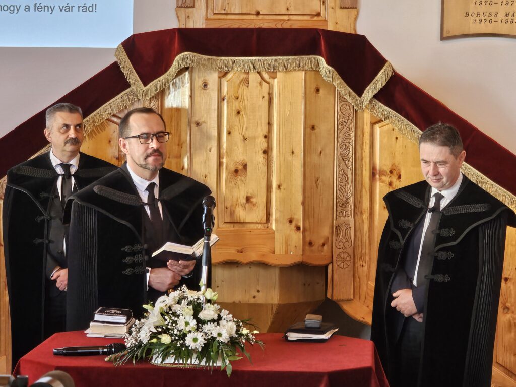 „Megsegített minket az Úr”